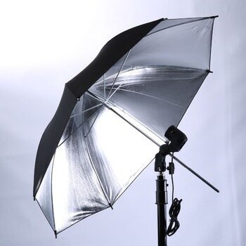 Quadralite Silver Umbrella