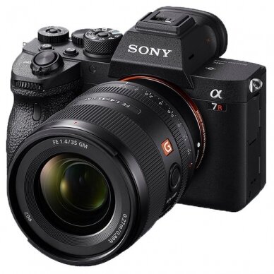 Sony 35mm f1.4 GM 2